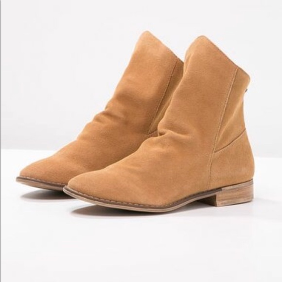 tan suede bootie